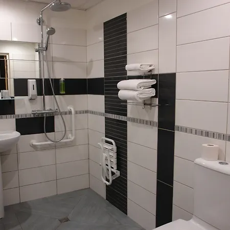 Szálloda Brit Hotel Confort Rouen Centre