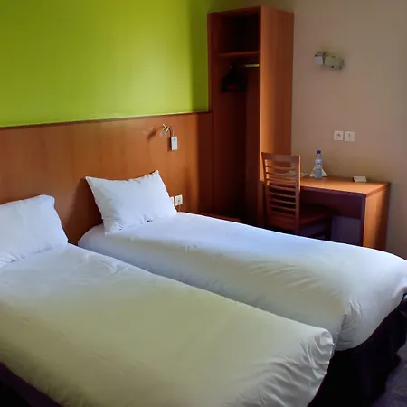 Brit Hotel Confort Rouen Centre Szálloda 2*