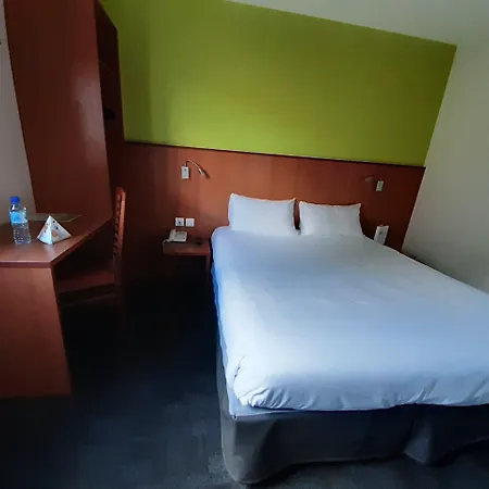 Brit Hotel Confort Rouen Centre 2* Rouen