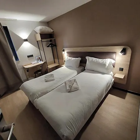 Brit Hotel Confort Rouen Centre Hotel Rouen