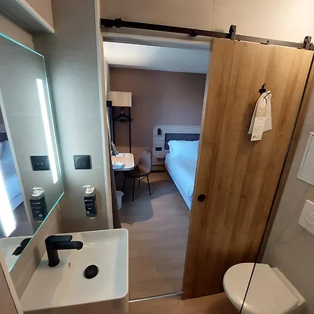 Hotel Brit Hotel Confort Rouen Centre 2*